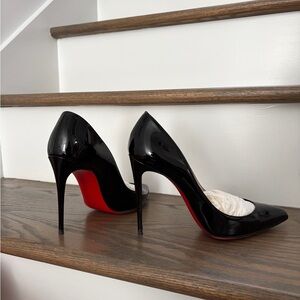 Christian Louboutin Pigalle Follies 100mm 38.5 Black Patent